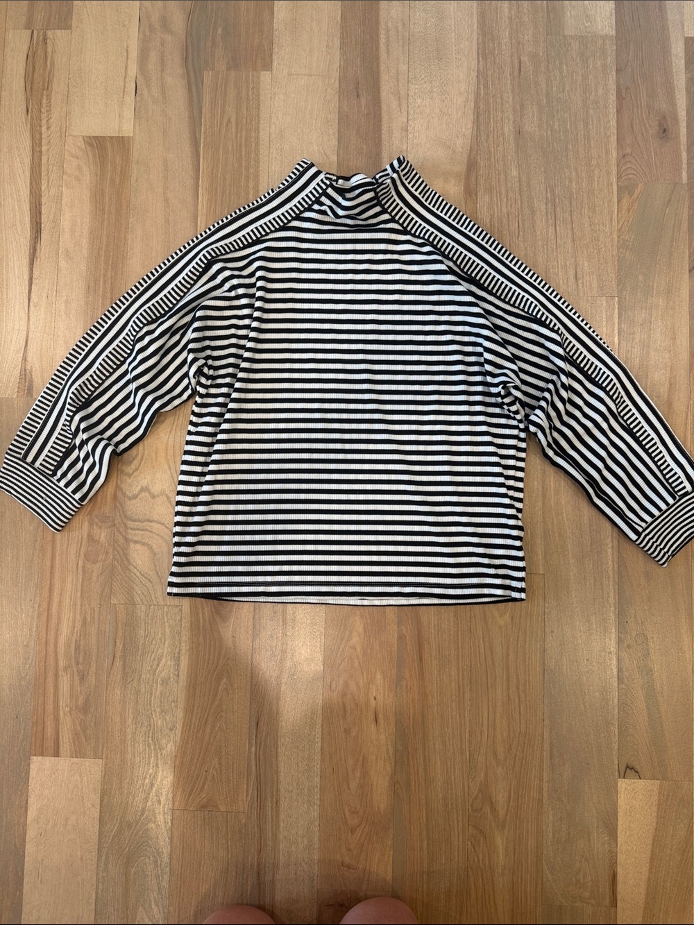 Wit & Wisdom Black and White Striped Women's Top